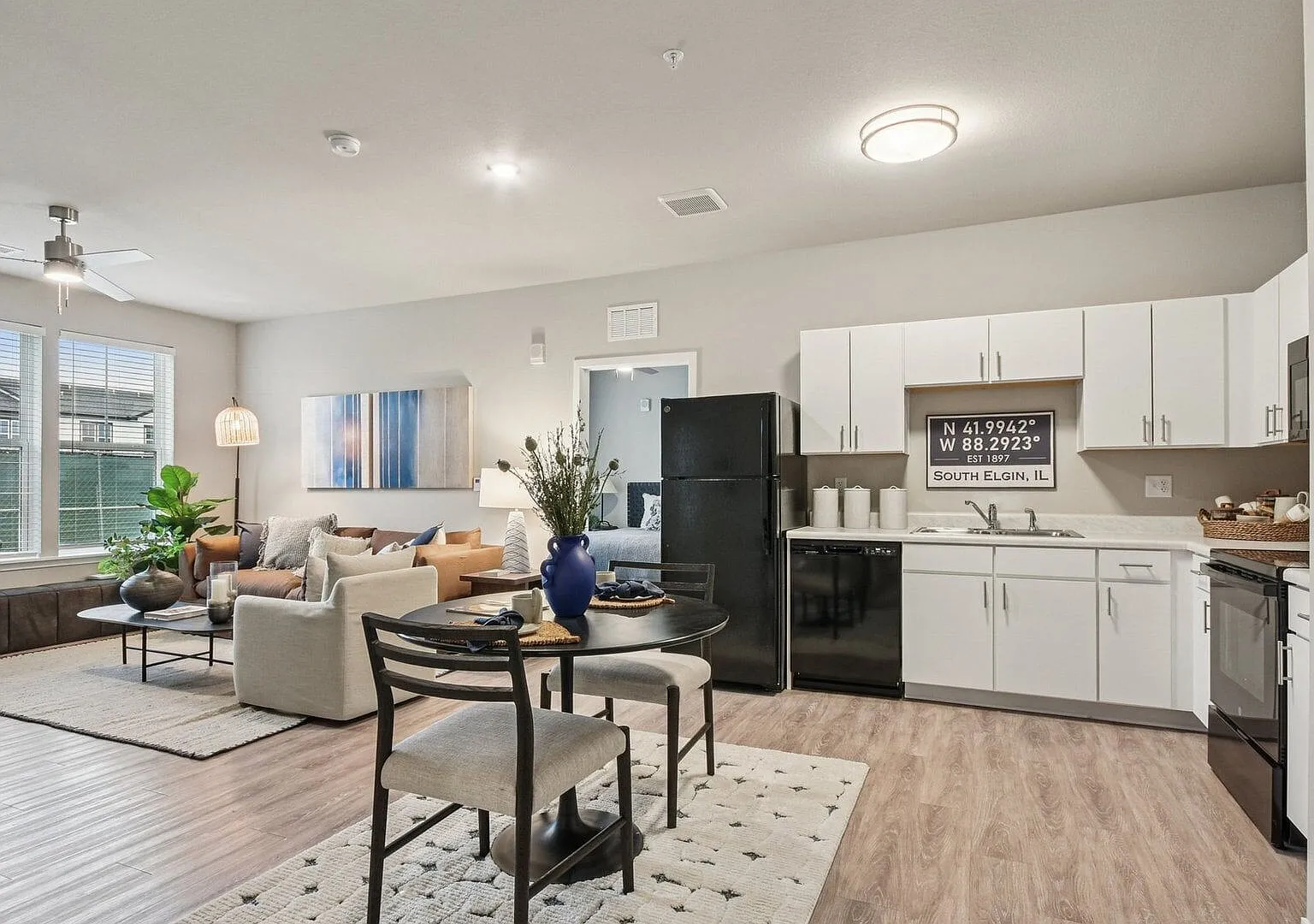 Authentix South Elgin — Photo 3