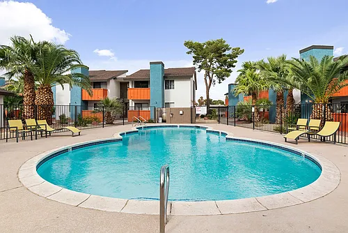 Tropicana Royale Photo 1
