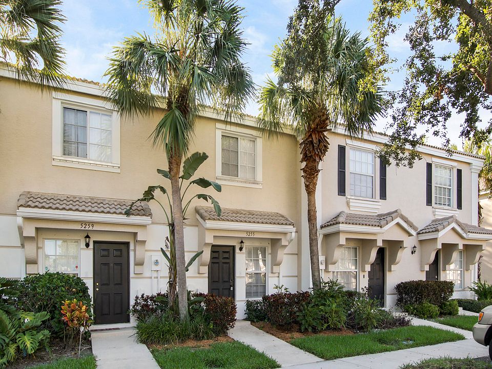 1st image of 5255 Palm Brooke Cir