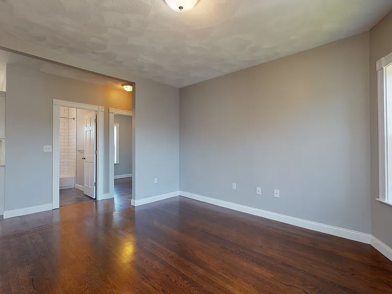 26 Elder St #3 — Photo 10