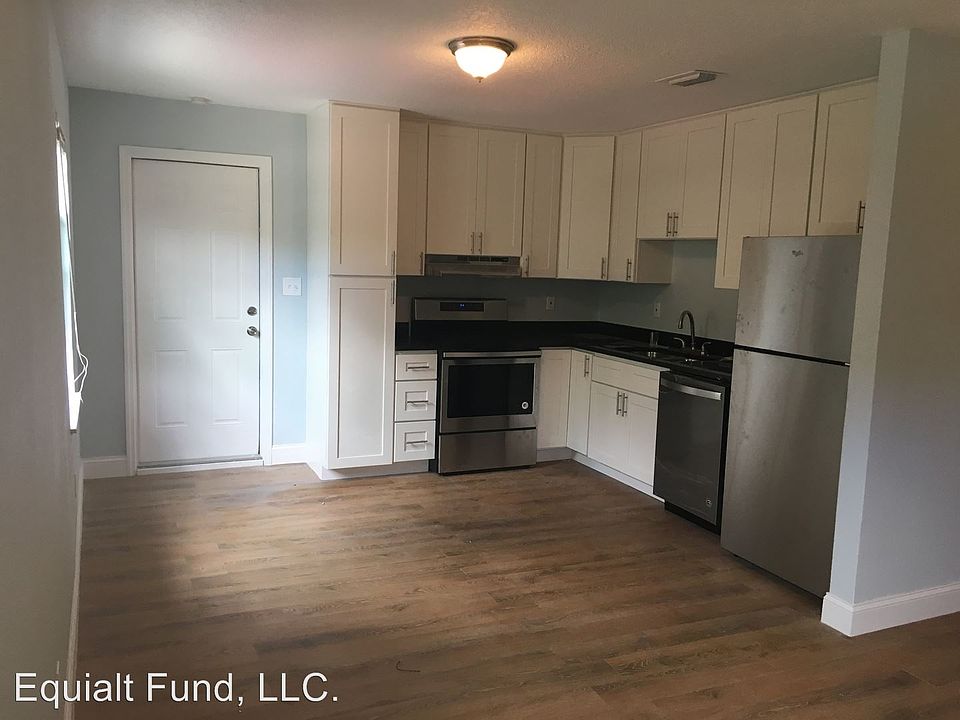 1st image of 922 Maydell Dr APT B