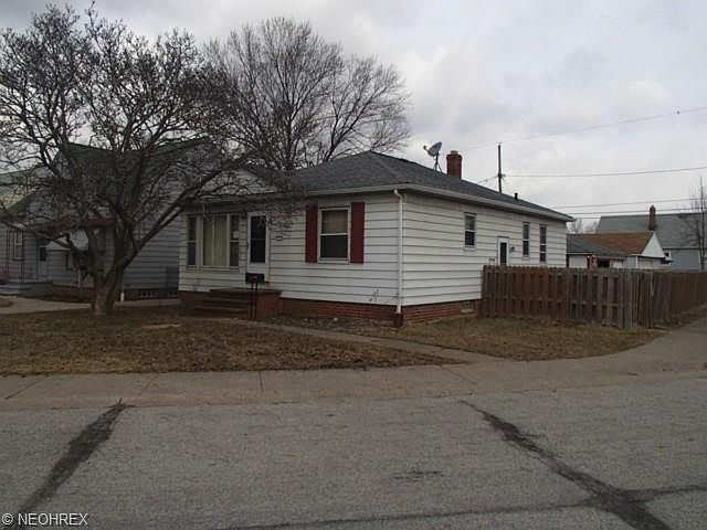 1st image of 13113 Oak St