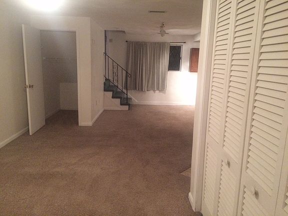 4th image of 359 Farrwood Dr
