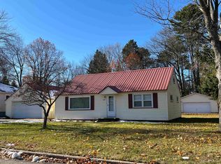 2015 Wetton Ave, Marquette, MI 49855