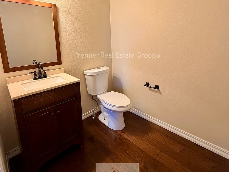 6283 Liberty Hl — Photo 13