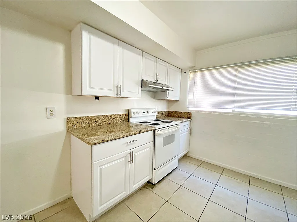 2 bed, 2.0 bath, 780 sqft, $995 — Photo 4