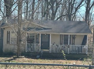 185 Flat Stone Dr, Clover, SC 29710
