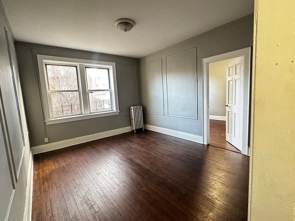 1st image of 78 Lawrence St APT 1B