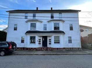 31 Beecher St #2R, Pawtucket, RI 02860