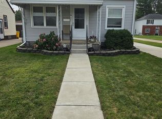 17980 Wexford St, Roseville, MI 48066