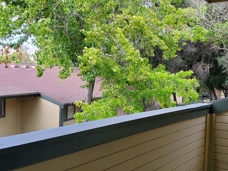 1st image of 3290 Rockview Pl APT 1