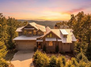 207 Utana Bluffs Trl, Ellijay, GA 30540