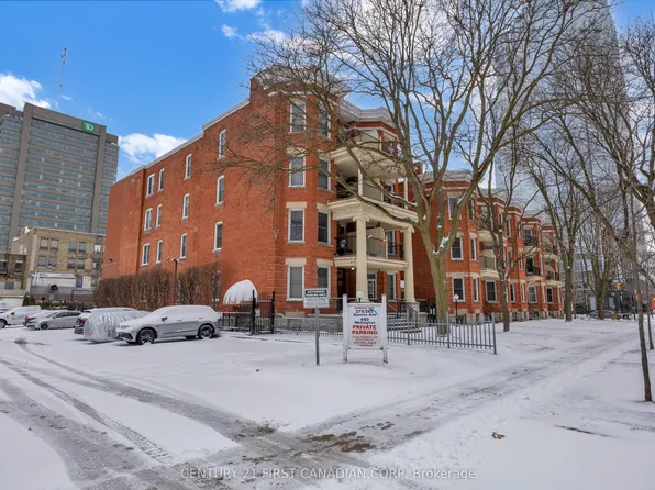 275 Queens Ave #202, London, ON N6B 1X2