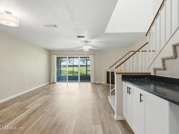 7623 BAYMEADOWS Circle W #2022, Jacksonville, FL 32256