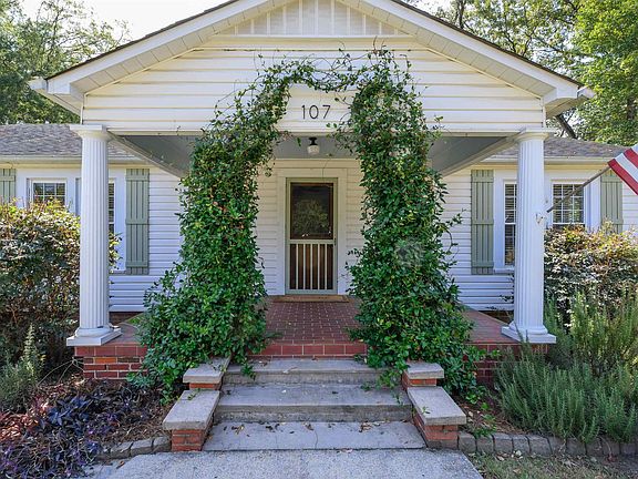 4th image of 107 E Sterrett St