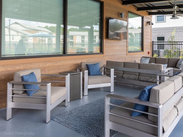 Villa Westlake | 2900 Westwood Rd, Westlake, LA