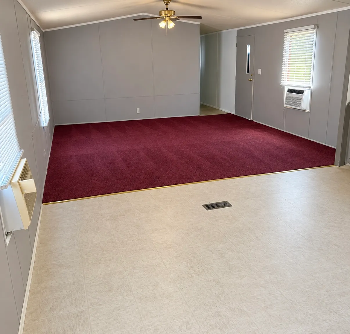 321 Lacross Rd — Photo 2