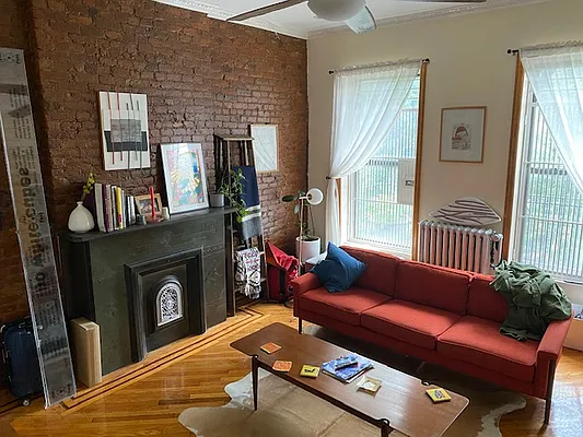 Rented by A P Realty Group NY LTD | media 2