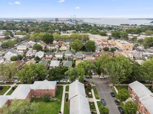 166-22 17th Rd #166-24-2F, Whitestone, NY 11357