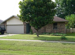 3134 W Calhoun St, Springfield, MO 65802