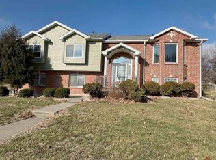 2620 Jacquelyn Dr, Lincoln, NE 68512