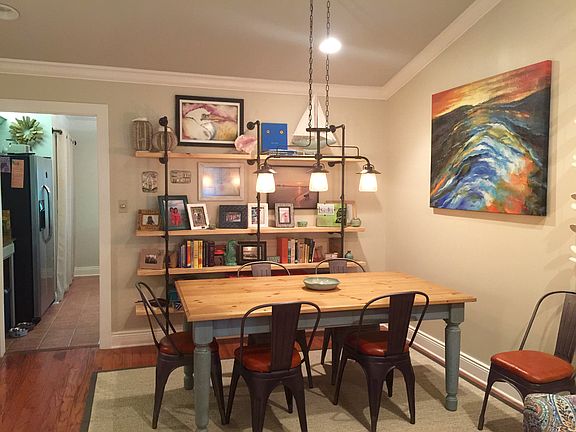 dining area, built-in shelf