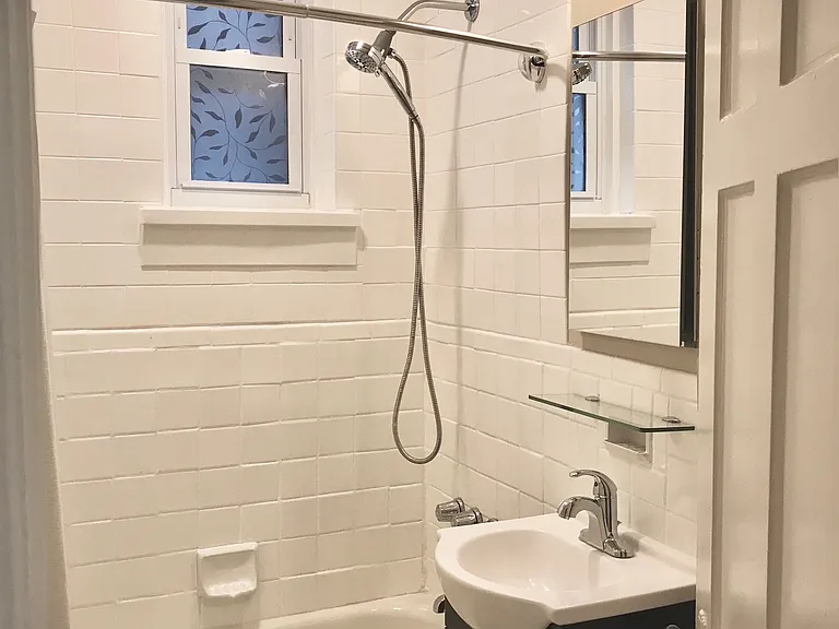 505 Peabody St NW #2 — Photo 5