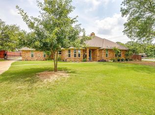 100 Longbranch Rd, Burleson, TX 76028
