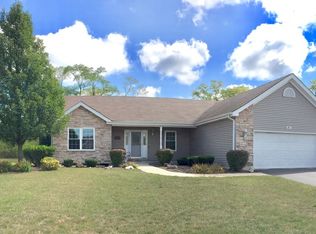 887 Berkshire Pl, Crete, IL 60417