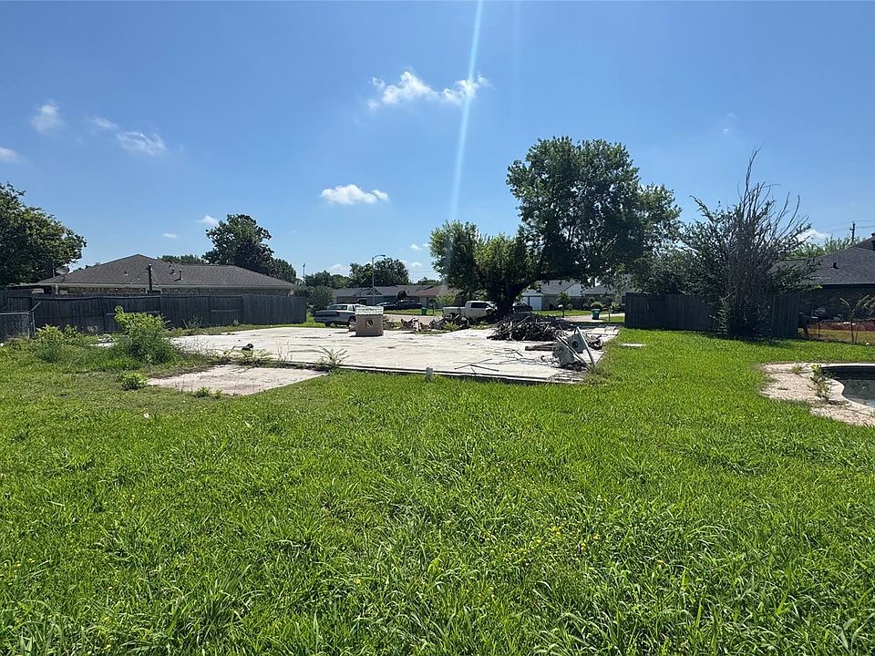 1st image of 10003 Kirkbluff Dr