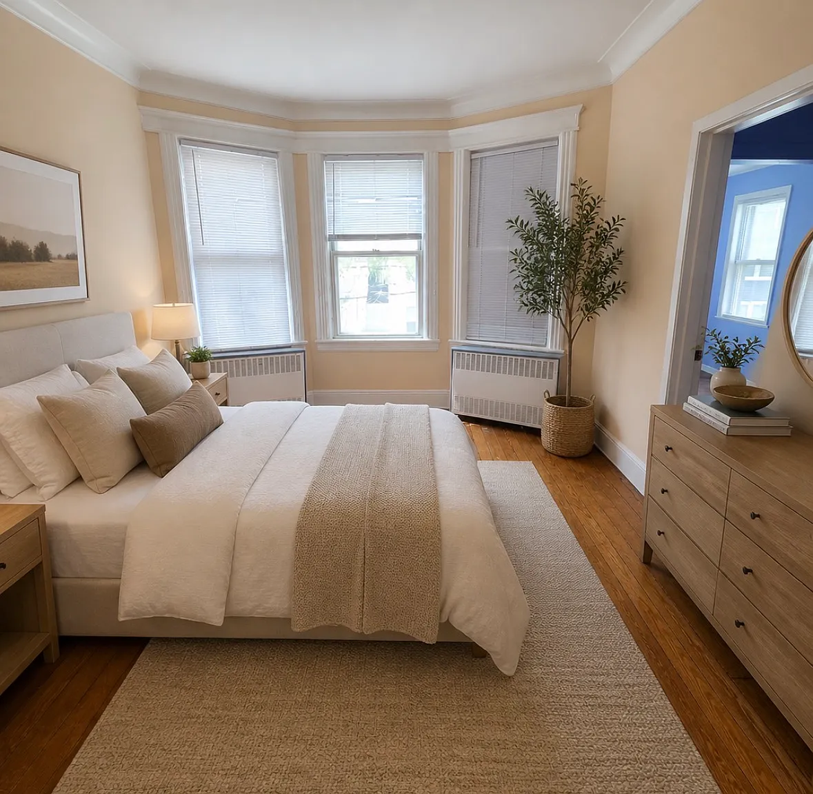 3 bed, $2,200 — Photo 1