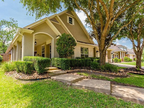 2nd image of 10330 Cape Hatteras Way