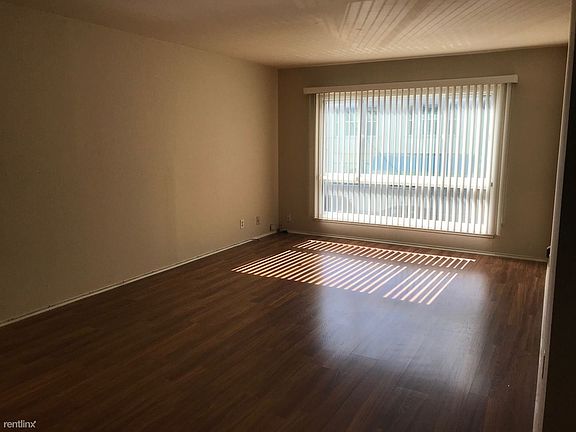 2nd image of 378 24th Ave APT 1