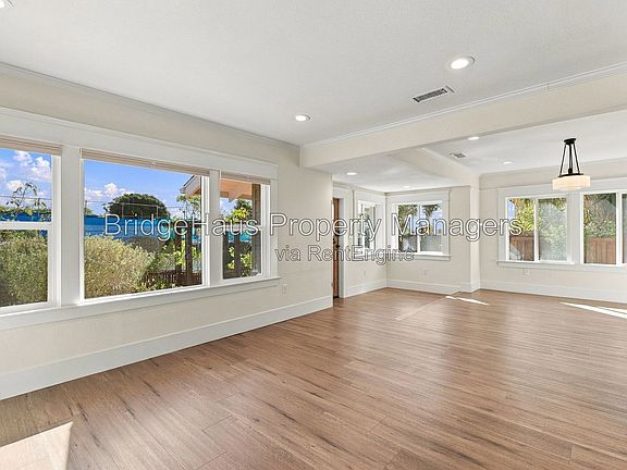2nd image of 1810 30th St
