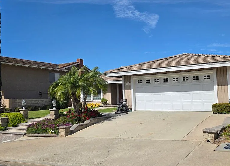 19781 Venecia Ln — Photo 4