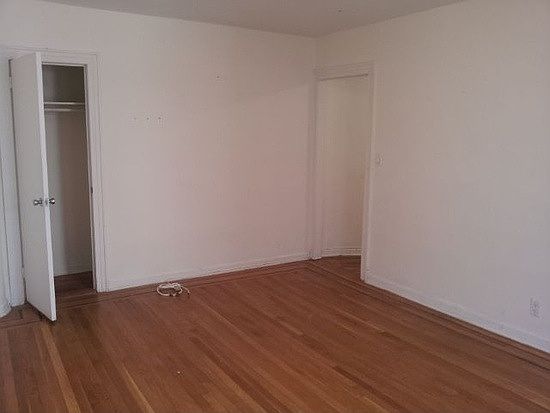2nd image of 4145 52nd St APT 2A