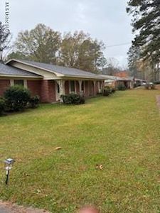 1333 E 1st St, Forest, MS, 39074