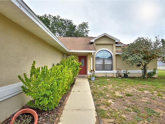 2nd image of 3111 Sandy Cir