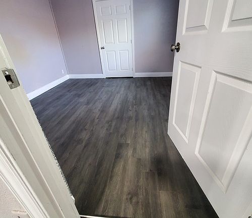 4th image of 711 Leyenda Dr
