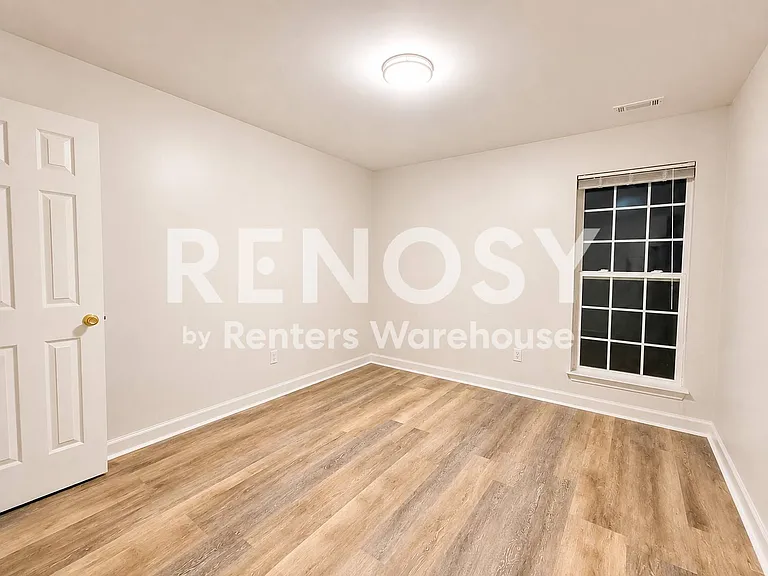 6860 Highway 5 — Photo 28