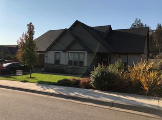 694 Mountaingate Dr, Springfield, OR 97478