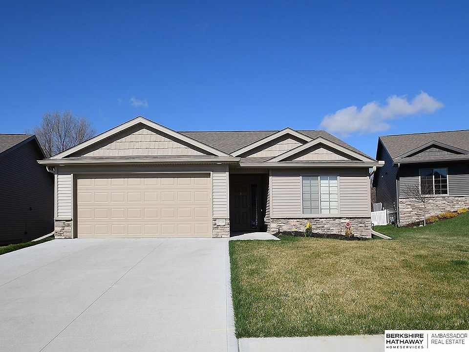 1st image of 2710 Piney Creek Dr