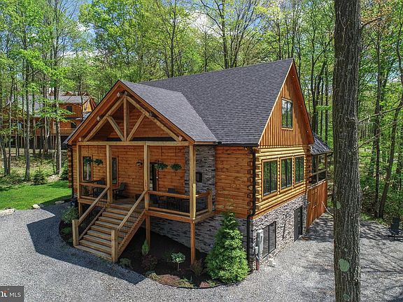 4th image of 1067 N Camp Rd