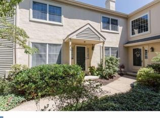 34 Wingstone Ln, Devon, PA 19333