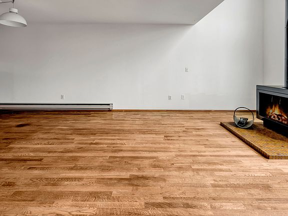 Beautiful hardwood throughs through living space downstairs