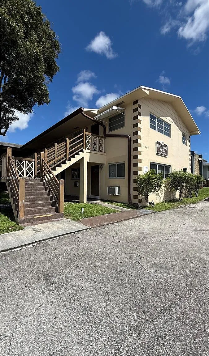 Boulevard Arms Apts Assoc — Photo 1