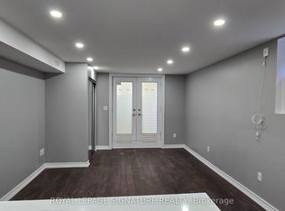 165 Bathgate Dr #BASEMENT, Toronto, ON M1C 1T4