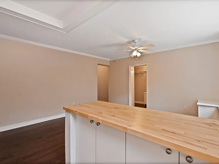2130 N St NW #107 — Photo 8
