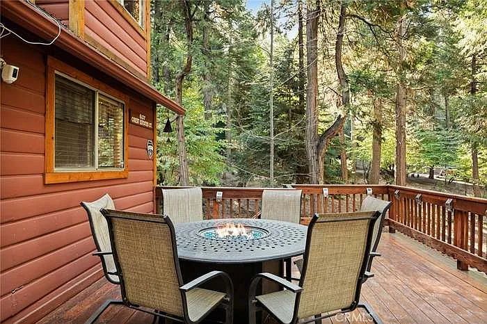 637 Crest Estates Ct — Photo 15