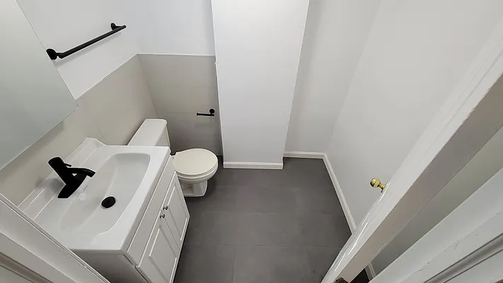 Rented by New York Dwellings LLC | media 18